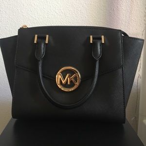 Michael Kors Selma satchel